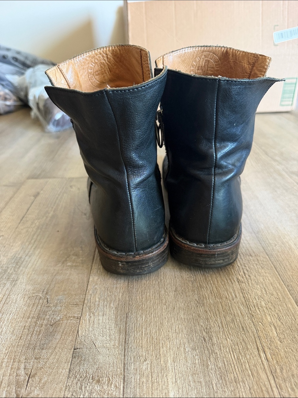 Florentine and baker boots - Picture 5 of 5